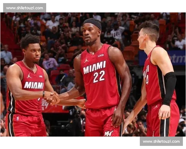 青春火箭强势碰撞西部劲旅森林狼掀起攻防大战焦点之夜赛场风云